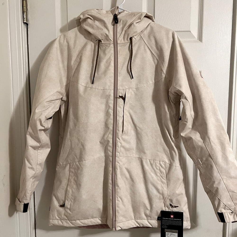 686 women’s snowboard ski jacket medium Athena bone NEW WITH TAGS